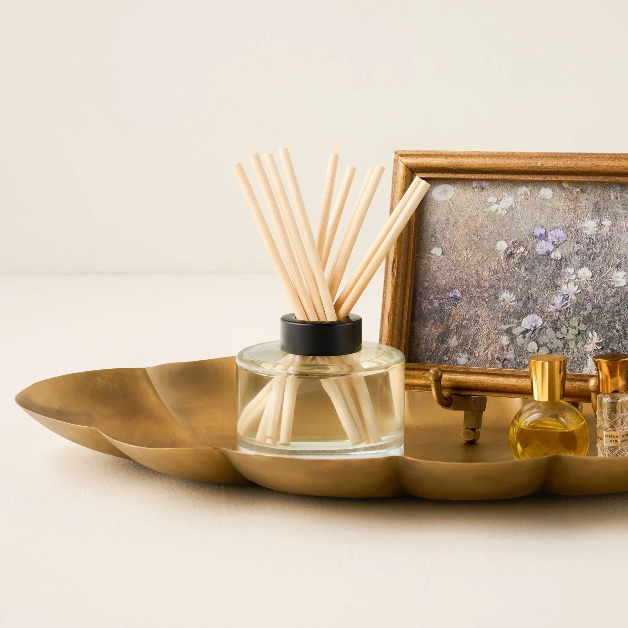 VND0040 Couture Brands LLC Twelve Nights Diffuser