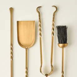 VND0164 Creative Co-op Inc Twisted Antique Brass Fireplace Tool Set