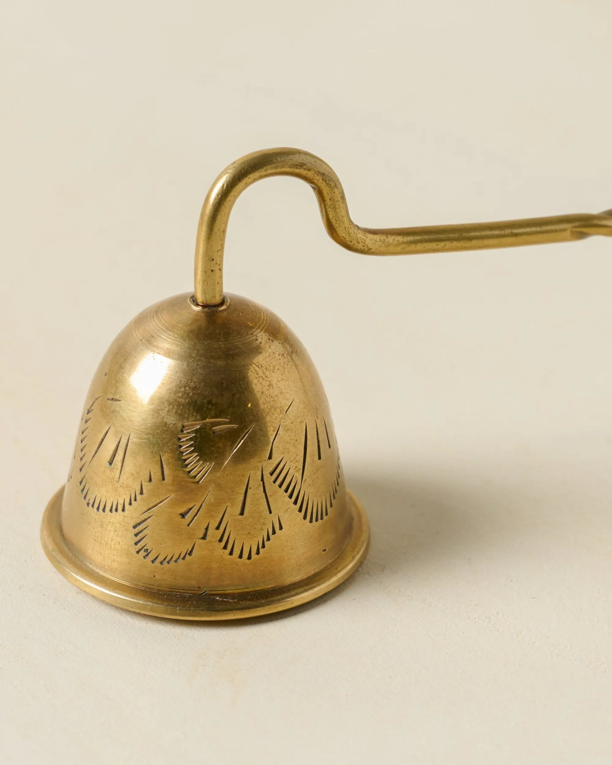 VND6624 GULATI EXPORTS Vintage Inspired Candle Snuffer