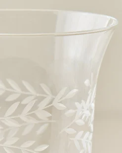 VND8399 Beijing Housewares Industries Ltd Vintage-Inspired Etched Glass Wine Glass