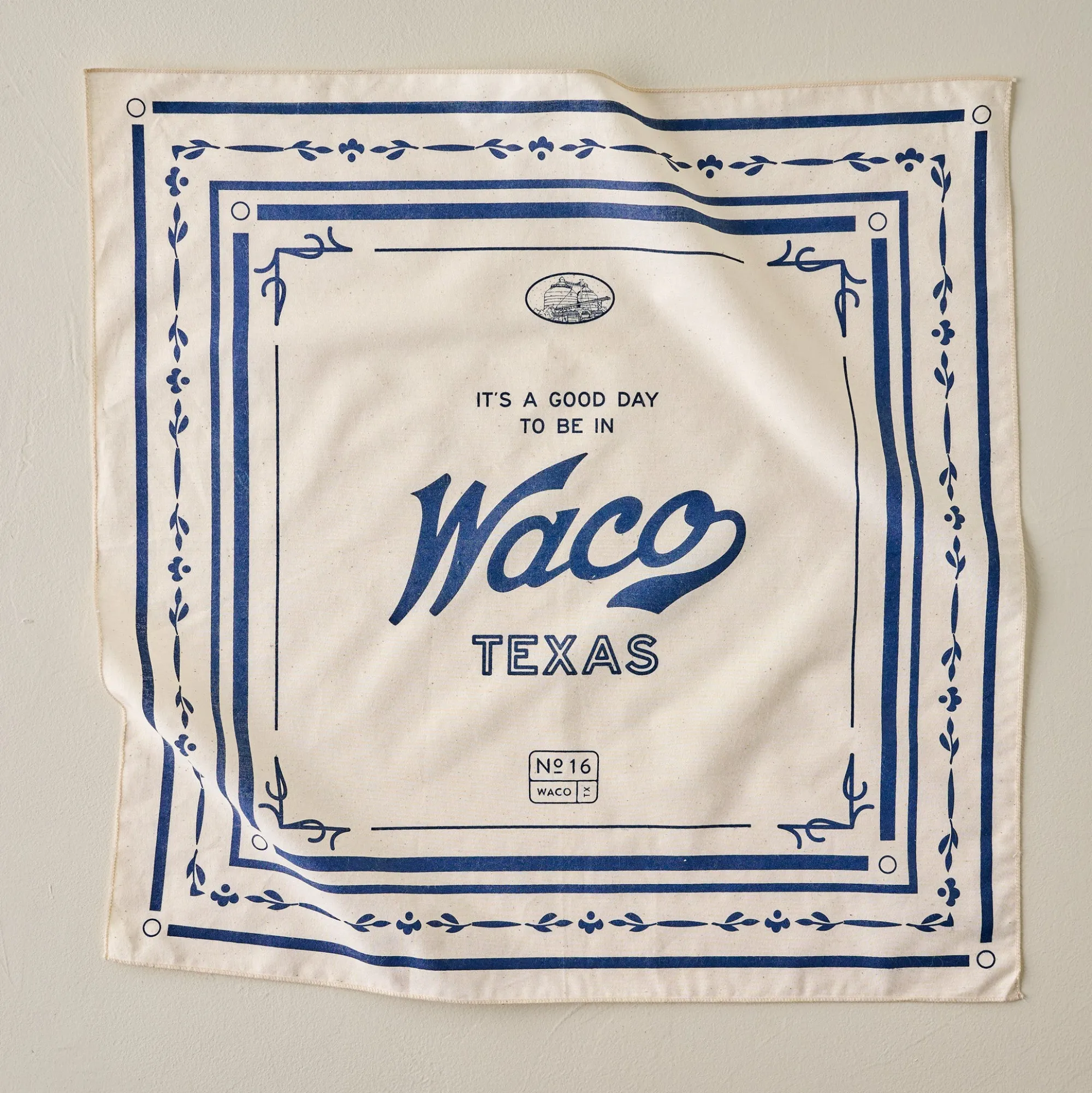 VND8387 Trail Hankie Inc Waco, Texas White Bandana