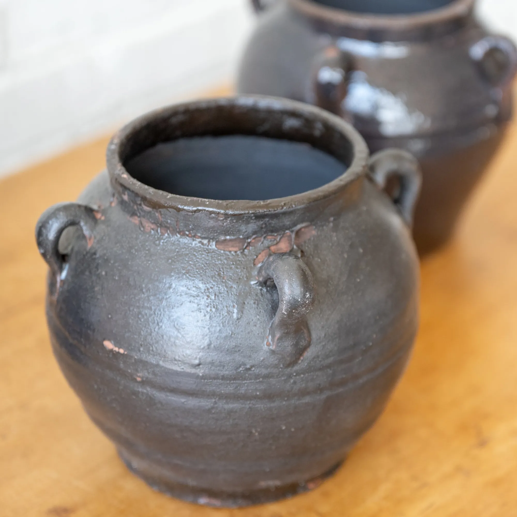 VND0164 Creative Co-op Inc Warrenton Found Clay Jar