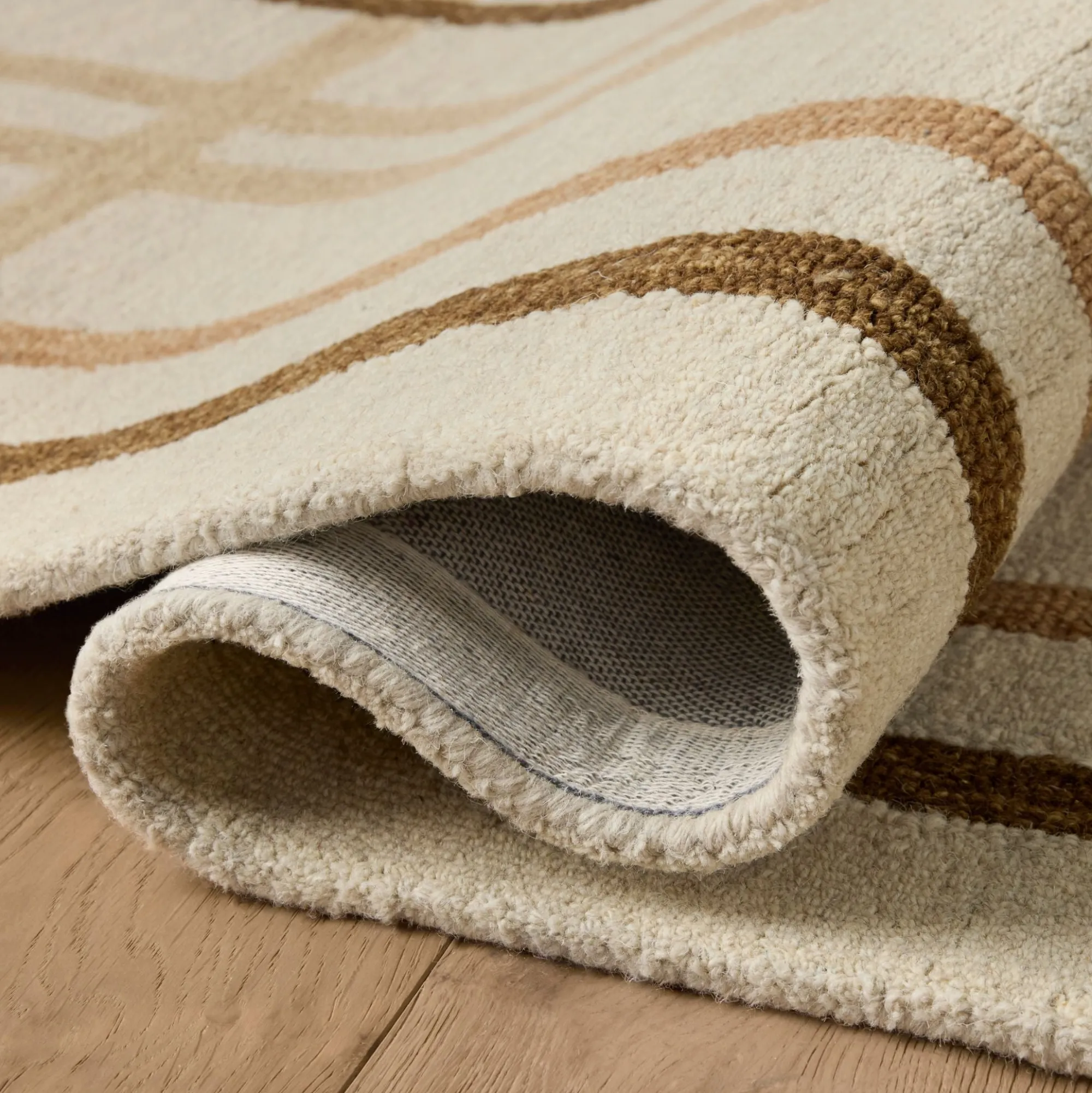VND0086 Loloi Inc Waylon Natural Bark Rug
