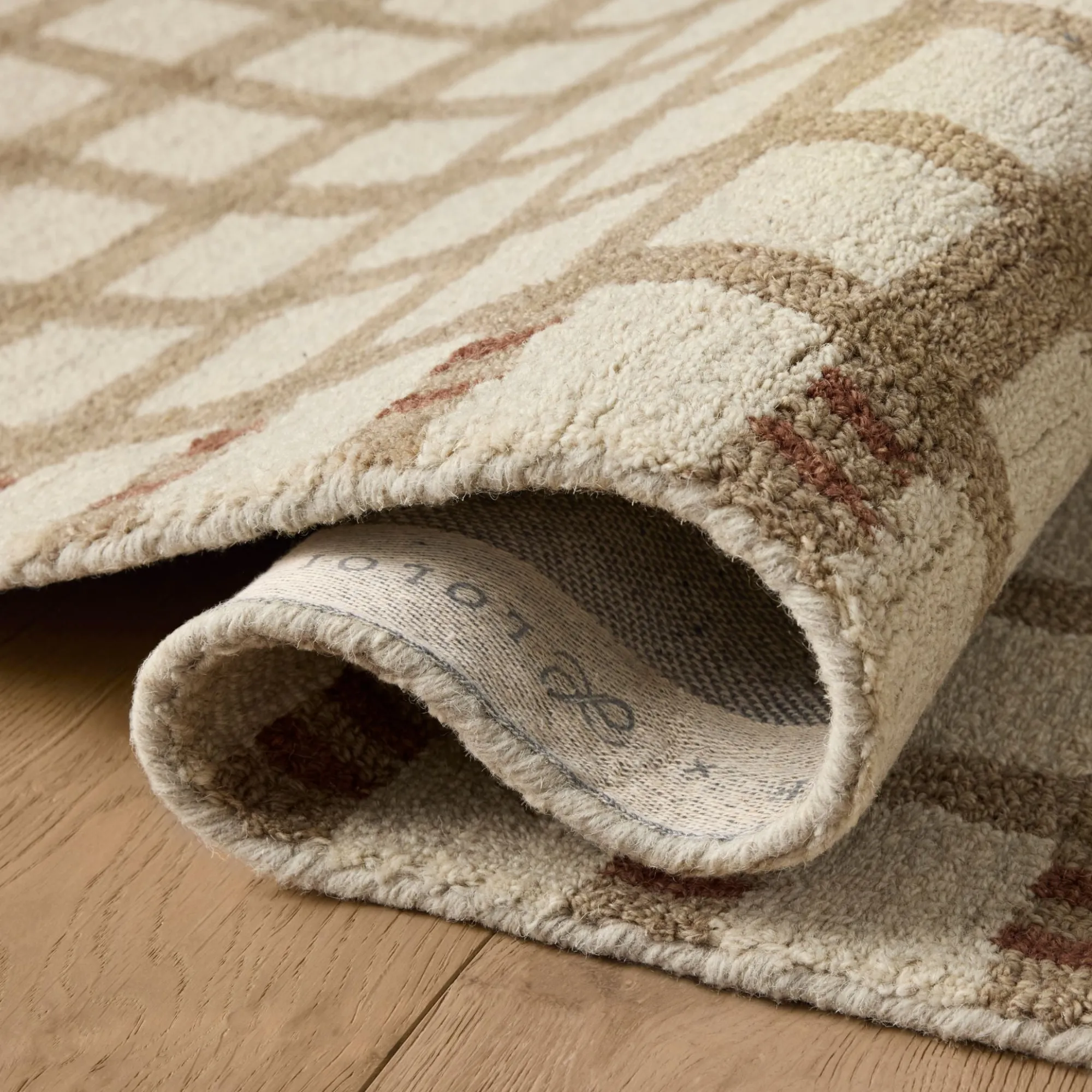 VND0086 Loloi Inc Waylon Natural Rust Rug
