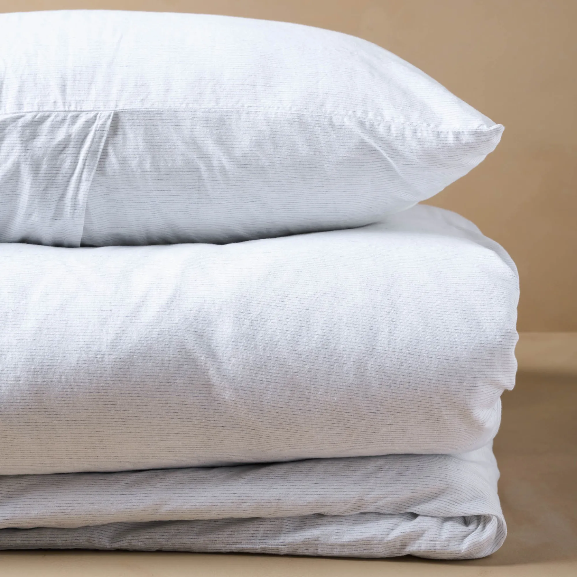 VND6325 The Airtex Group White Stripe Linen Cotton Duvet Cover