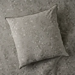 VND7018 Makerspalm, LLC Willow Floral Jacquard Sham