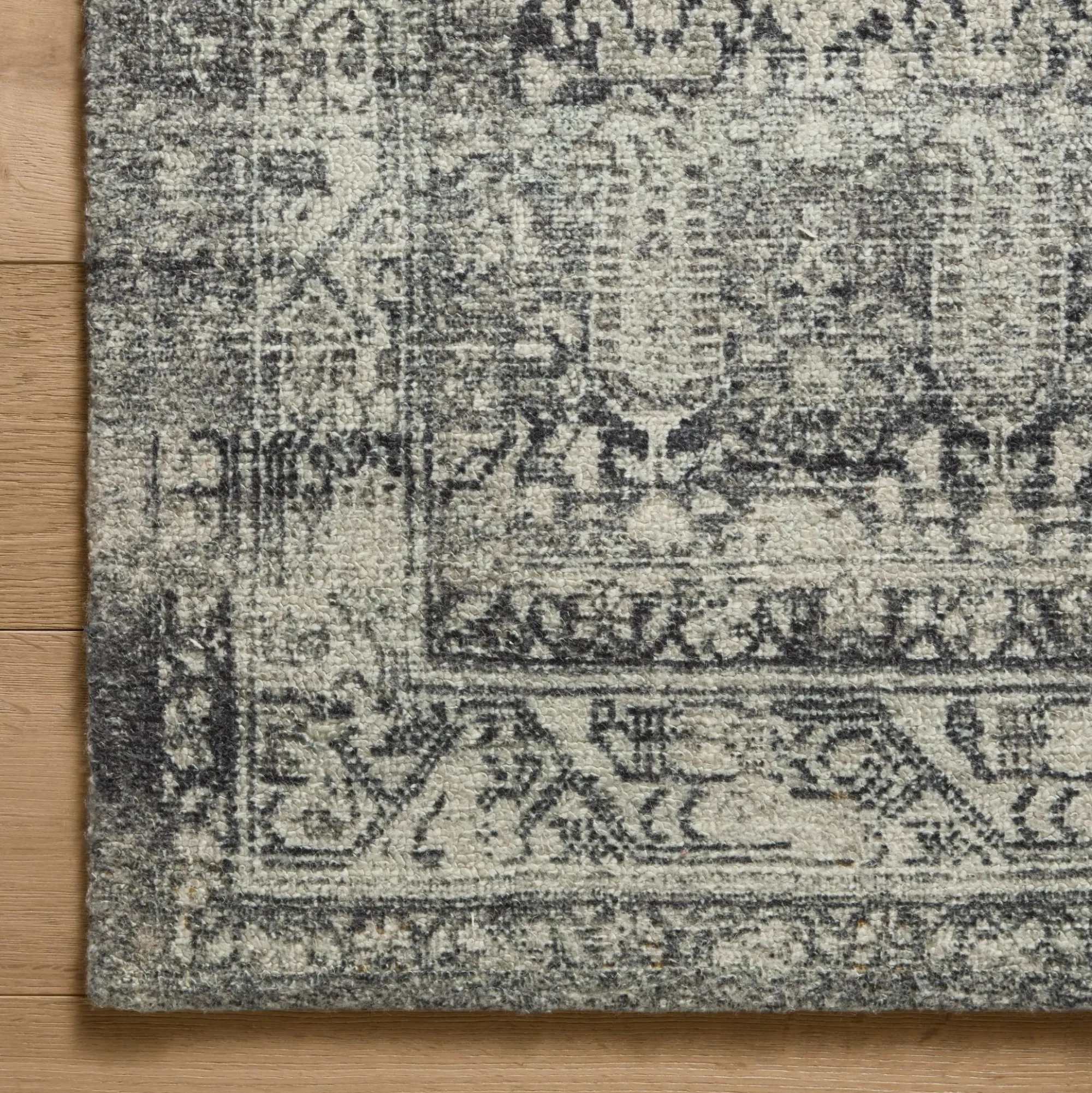 VND0086 Loloi Inc Wimberly Granite Cream Rug