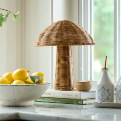 VND7018 Makerspalm, LLC Woodland Rattan Table Lamp